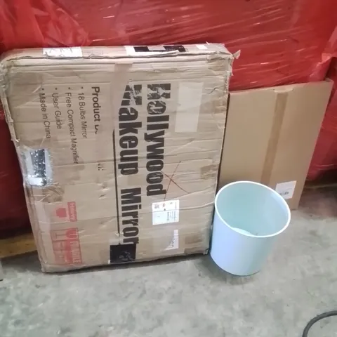 PALLET OF ASSORTED HOUSEHOLD GOODS AND PRODUCTS TO INCLUDE;PICTURE FRAME,TRASH CAN,MAKE UP MIRROR 