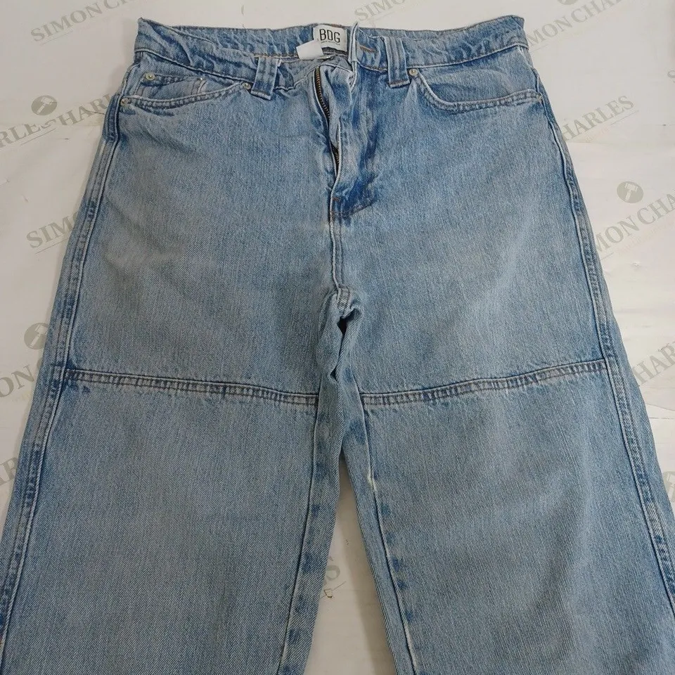BDG LOUIS 2 LIGHT DENIM JEANS - W28 L32