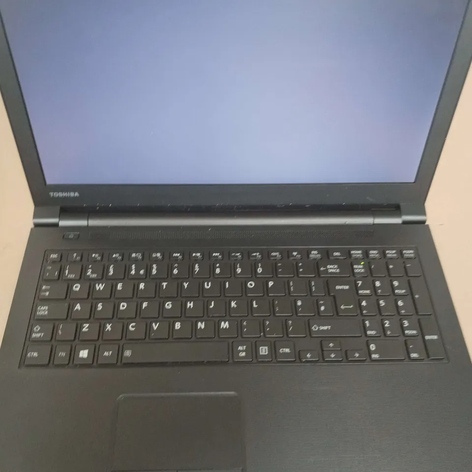 TOSHIBA SATELLITE PRO R50-B	15 INCH	I3-4005U 1.70GHZ