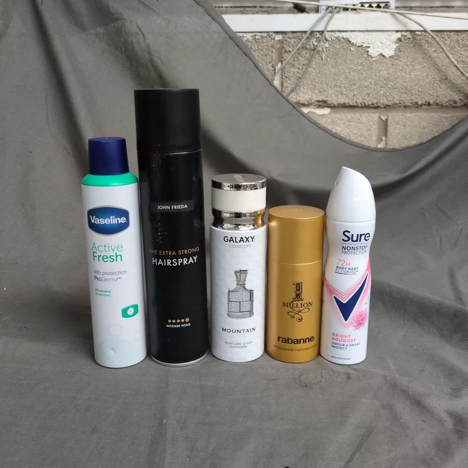 APPROXIMATELY 15 ASSORTED AEROSOLS TO INCLUDE GALAXY CONCEPT MOUNTAIN PERFUME SPRAY, RABANNE 1 MILLION SPRAY AND VASELINE ACTIVE FRESH DEODORANT