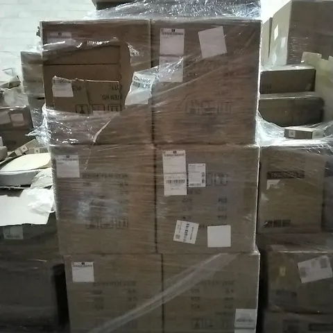 PALLET TO CONTAIN CHRISTMAS DECORATIONS 