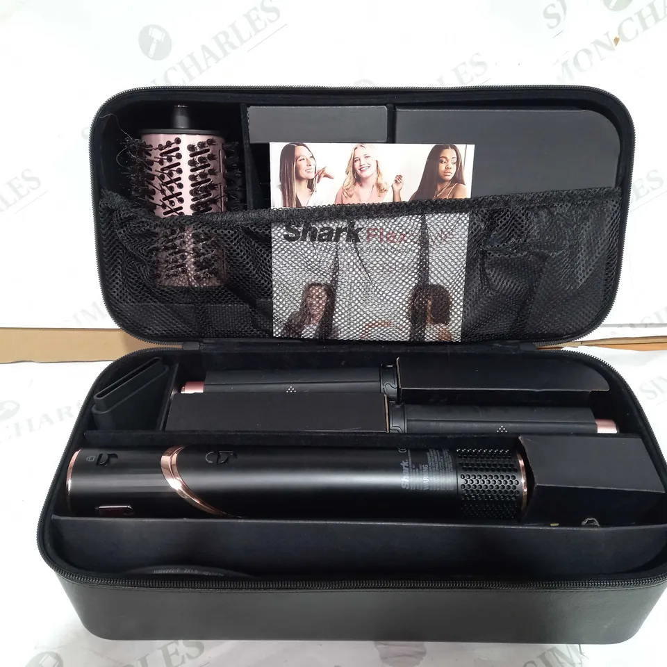 SHARK FLEXSTYLE HAIR STYLER AND DRYER