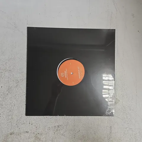 OCHI 009 ISAAC CARTER & BIYI OVERDUE EP