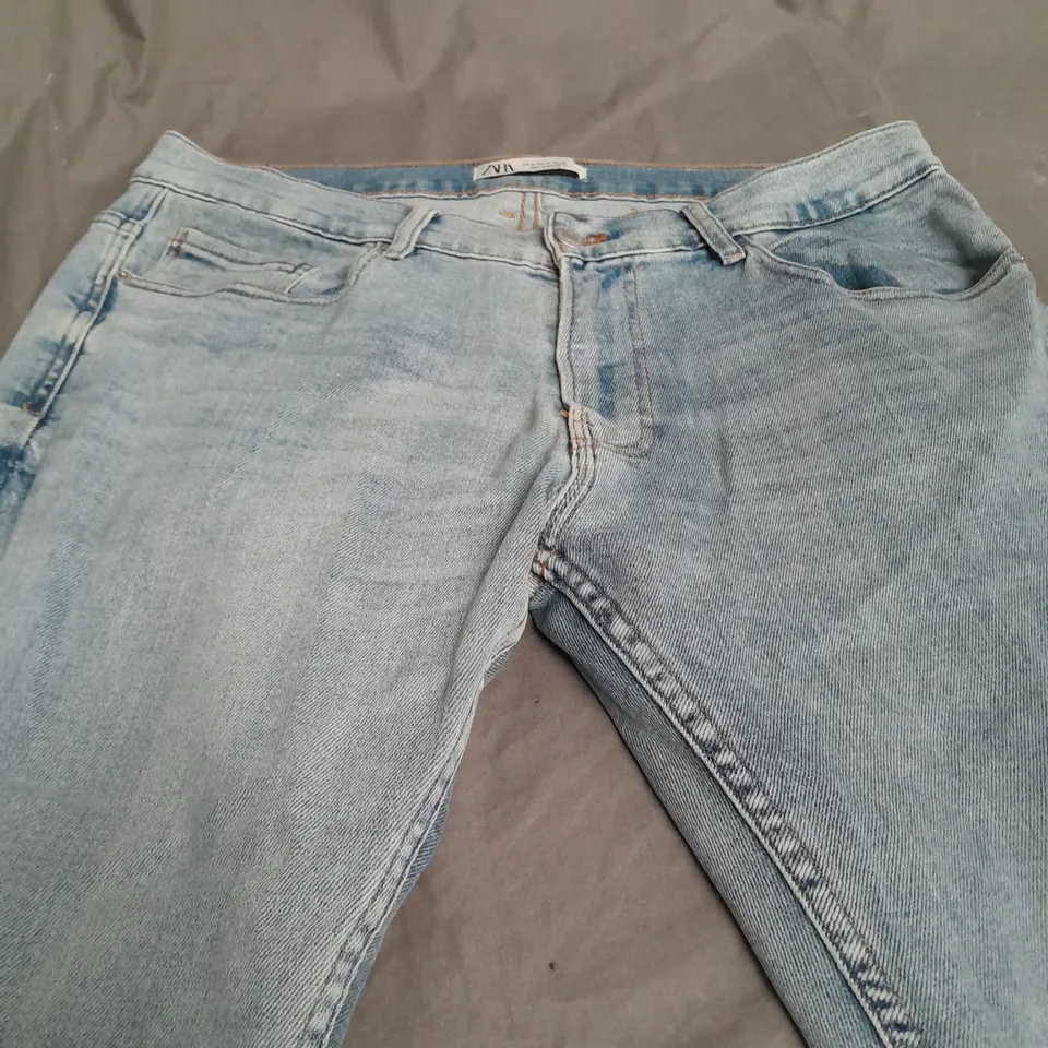 ZARA DENIM JEANS - EUR 46