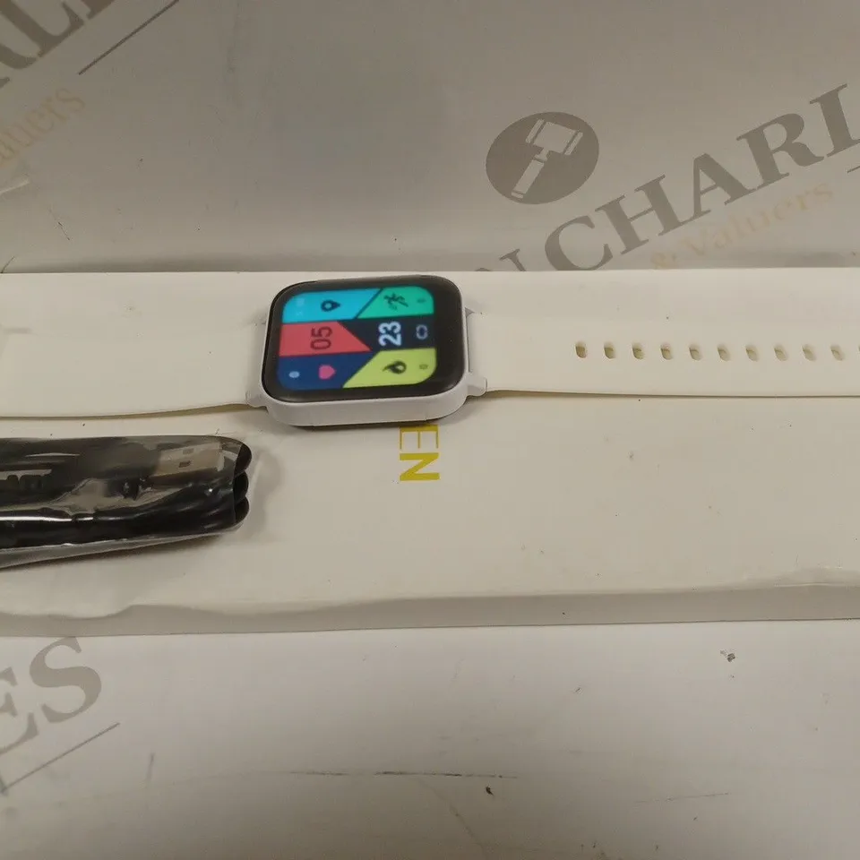 BOXED RUIMEN SMART WATCH AND STRAP