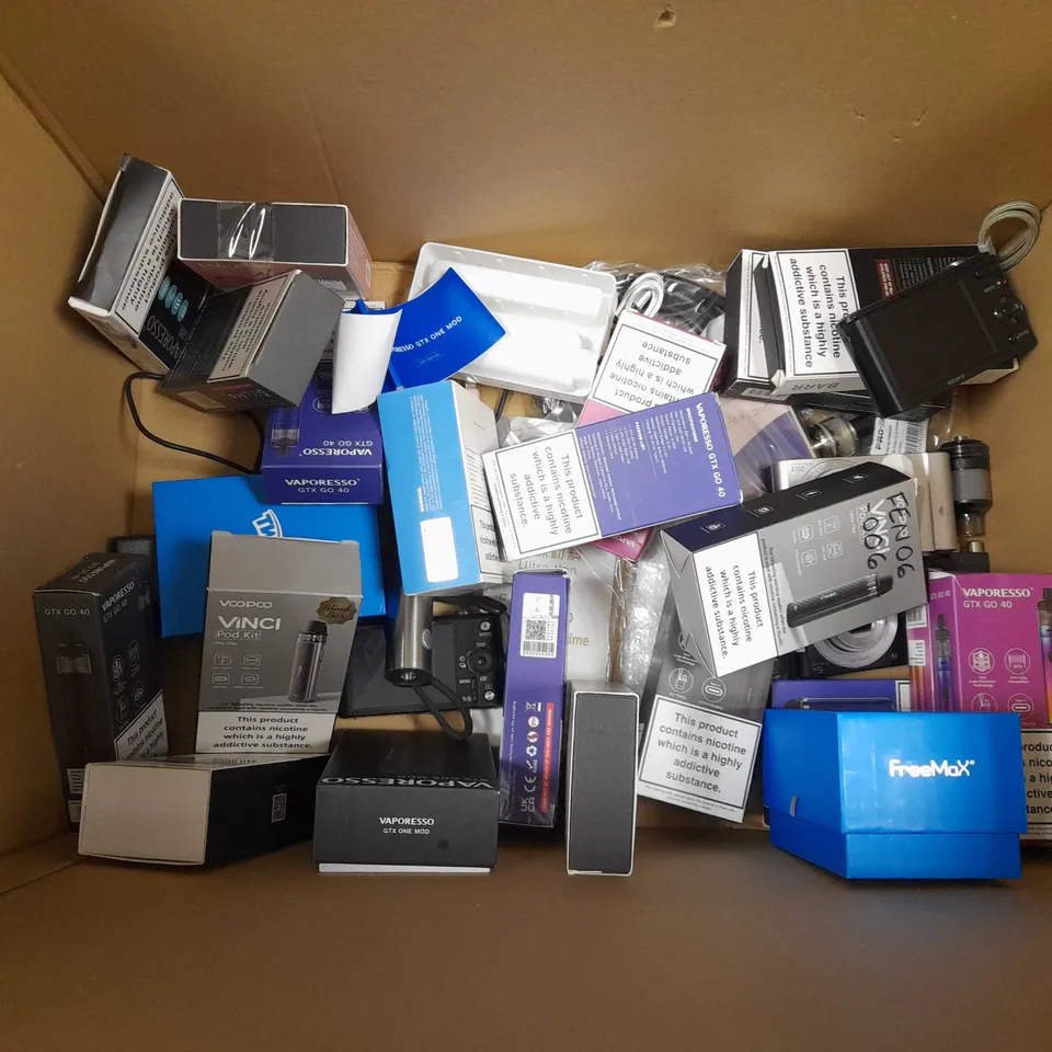 LOT OF APPROX 20 ASSORTED ITEMS TO INCLUDE - VAPORESSO XROS - VAPORESSO GTX GO 80 - VOOPOO DRAG X ECT