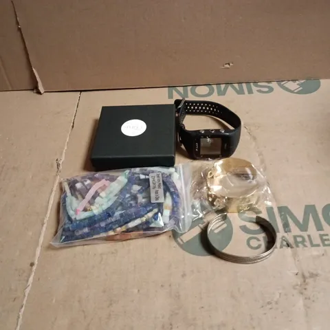 TOTE OF APPROXIMATELY 15 ASSORTED JEWELLERY/WATCH RELATED ITEMS TO INCLUDE POLAR, SIMPLY UNIQUE ETC
