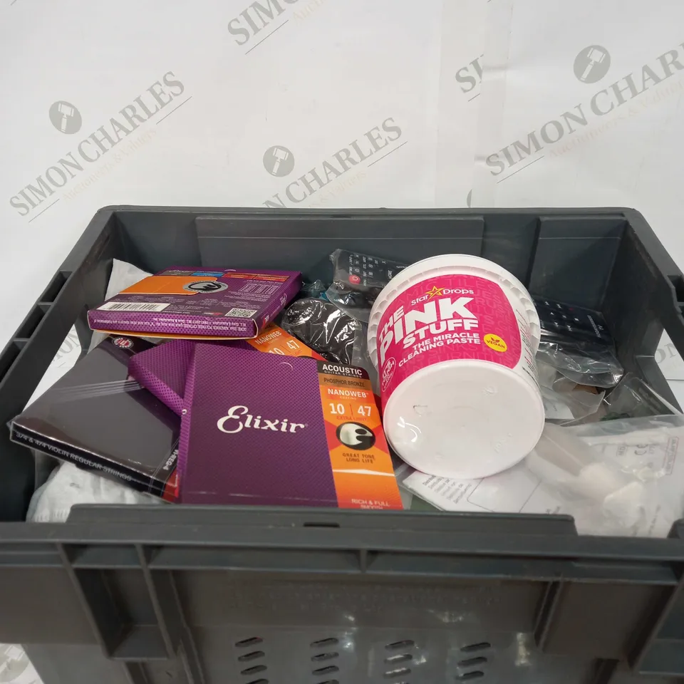 BOX TO CONTAIN APPROX 20 X ASSORTED HOUSEHOLD PRODUCTS, INCLUDES REMOTE, VIOLIN ACCESSORY ETC 