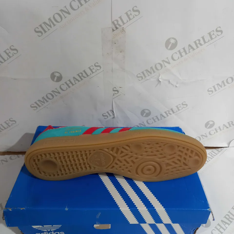 BOXED PAIR OF ADIDAS BC TRAINER GY9861 UK 10 