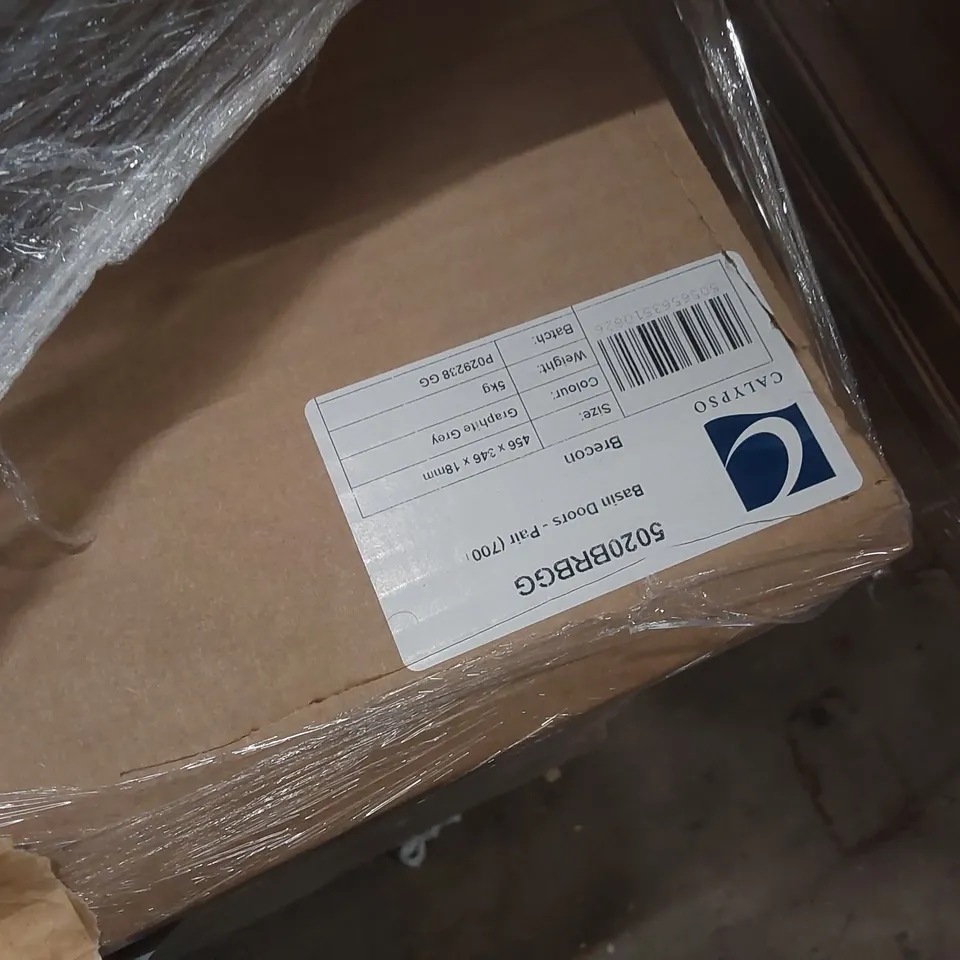 PALLET CONTAINING A LARGE QUANTITY OF ASSORTED BATHROOM FURNITURE PANELS INCLUDING: BASIN DOORS, WALL END/INFILL PANEL, DEEP BASE INFIL-END PANEL ECT