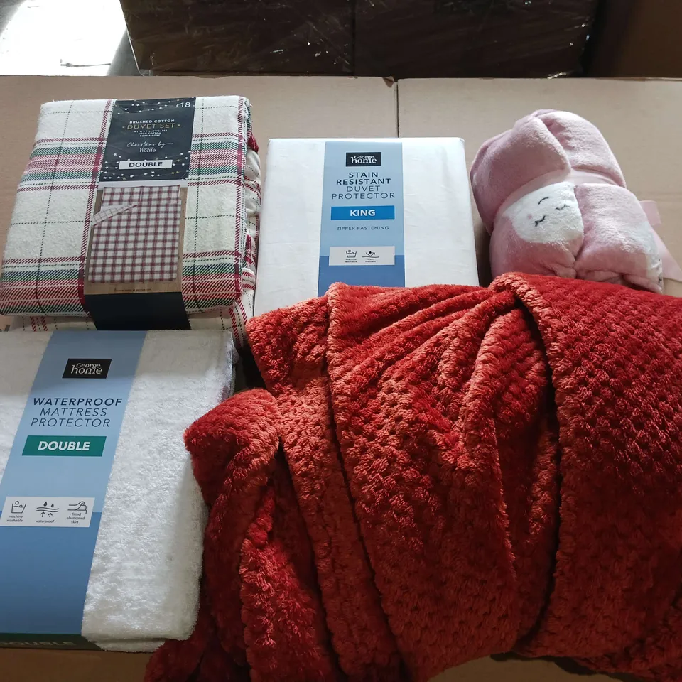 BOX OF APPROXIMATELY 12 ASSORTED BEDDING AND SOFT FURNISHING ITEMS TO INCLUDE - DUVET SETS, THROW BLANKETS, AND DUVET PROTECTOR ETC. 