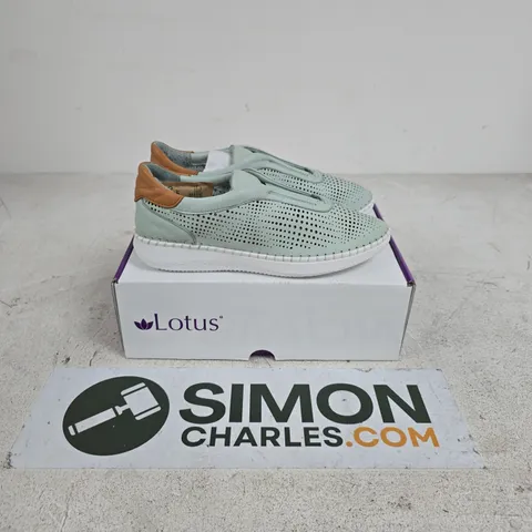 BOXED PAIR OF LOTUS LORENA SHOES IN MINT - EU 39