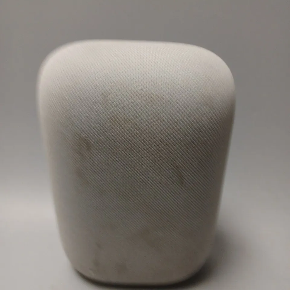 GOOGLE NEST AUDIO IN LIGHT GREY