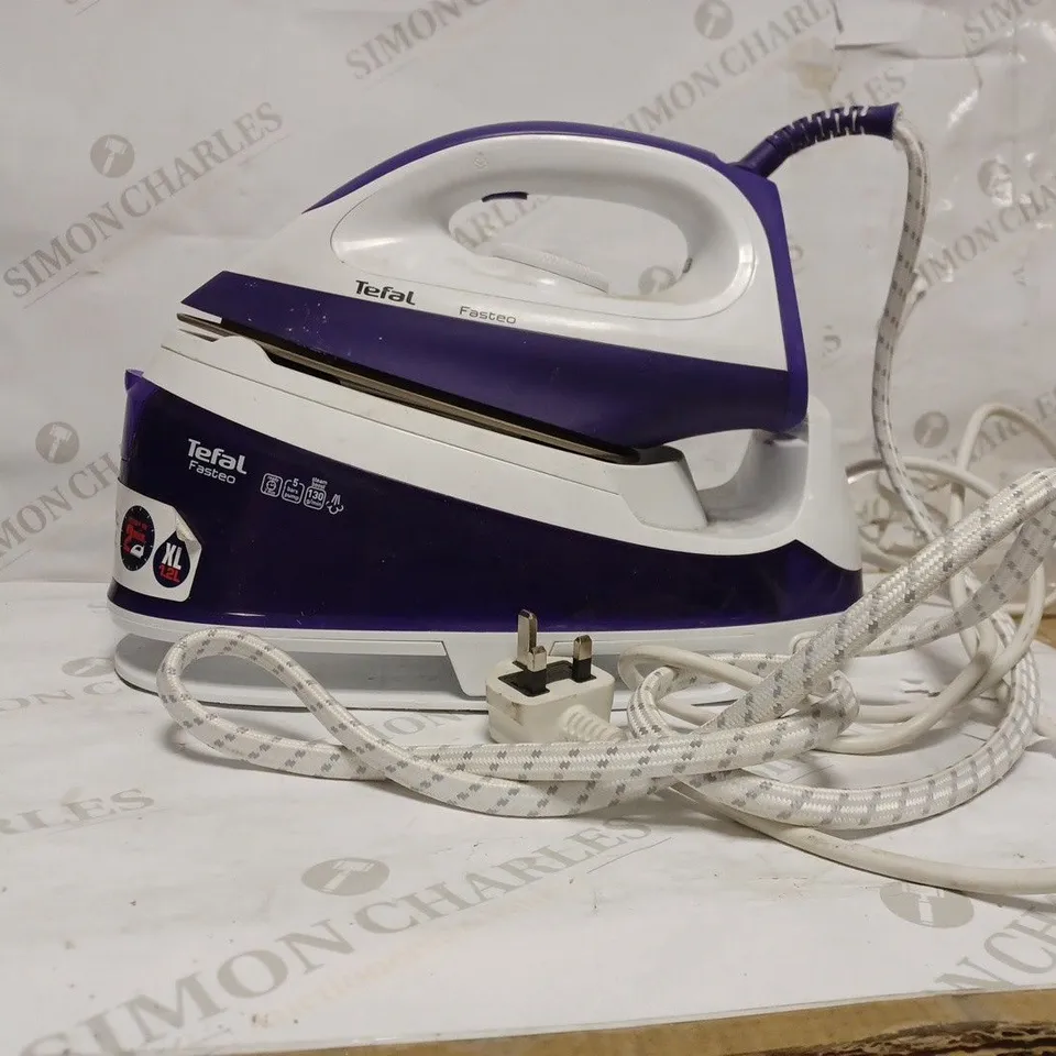 TEFAL FASTEO IRON