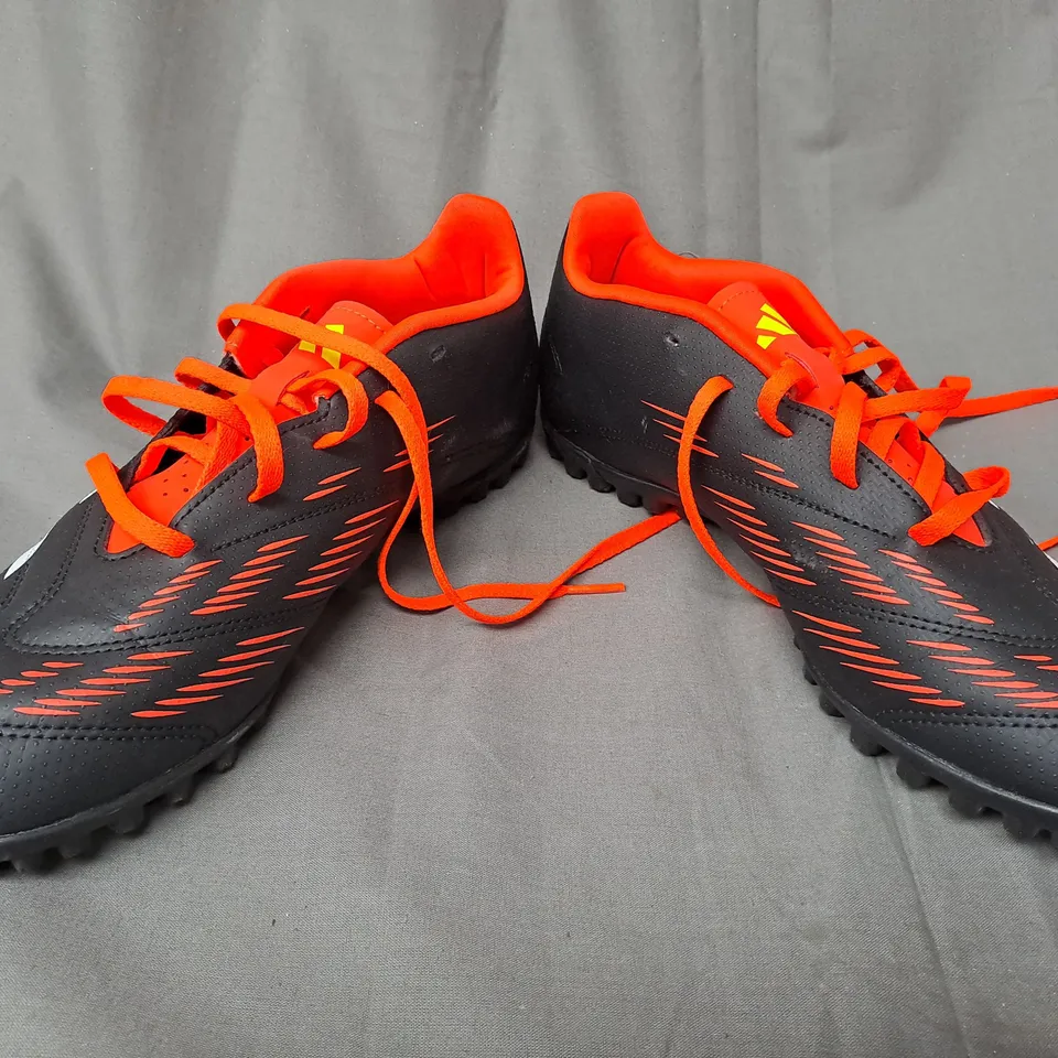 PAIR OF ADIDAS PREDATOR SHOES IN BLACK/ORANGE UK SIZE 8