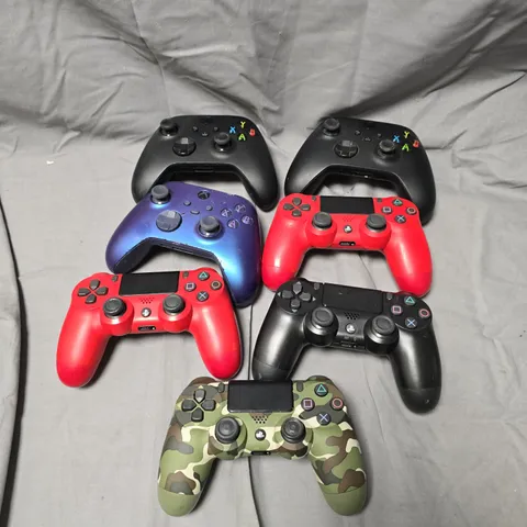 7 X ASSORTED WIRELESS GAMING CONTROLLERS