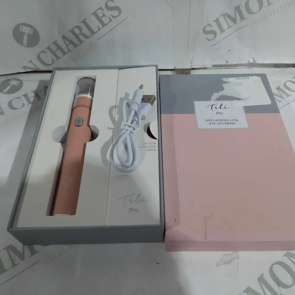 GALE HAYMAN TILI LIP & EYE WAND 