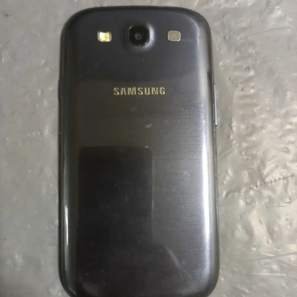 SAMSUNG GALAXY S3 GT-I9300 16GB