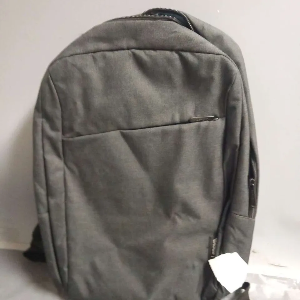 APPROXIMATELY 10 ASSORTED LAPTOP/TABLET BAGS TO INCLUDE; LENOVO AND HP BACKPACKS, TARGUS CLASSIC AND HP OVER ARM