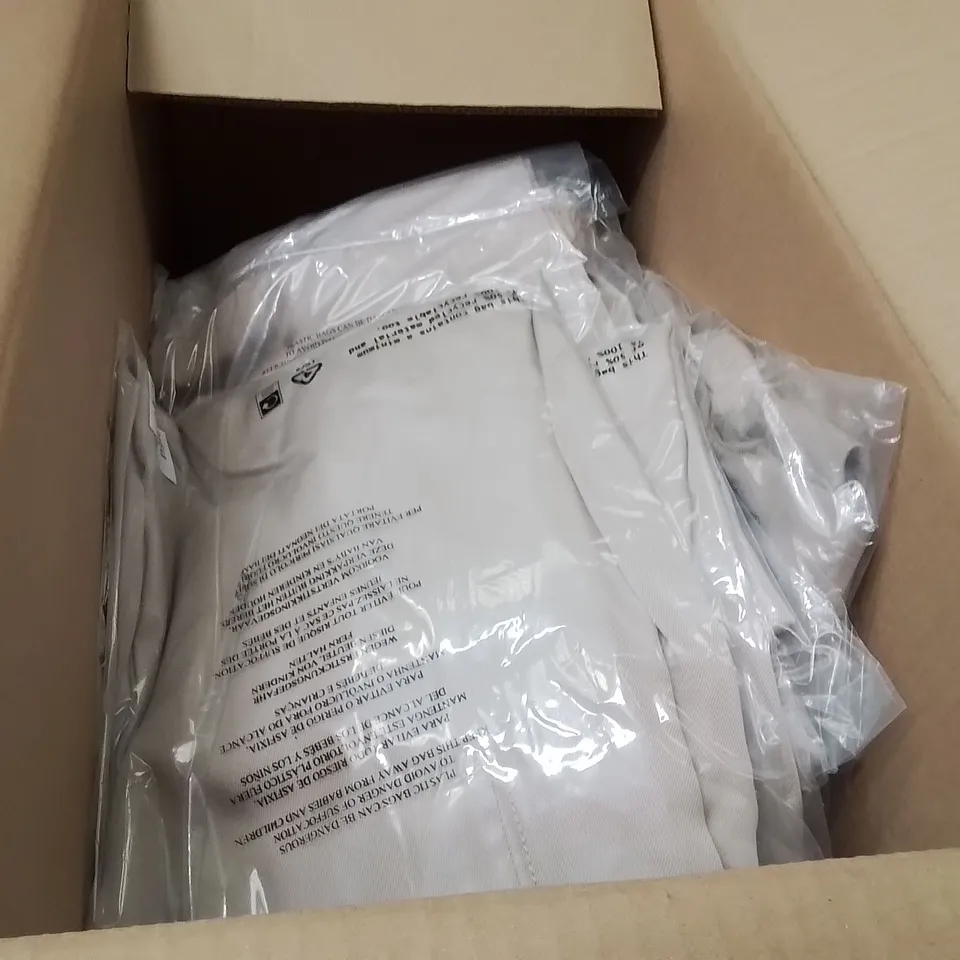 BOXED BRAND NEW APPROXIMATELY 11 ANTHOLOGY TROUSERS CREAM SIZE 30