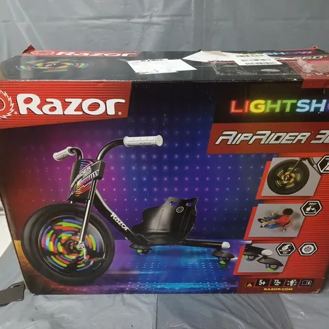 BOXED RAZOR RIPRIDER 360 LIGHTSHOW TRIKE FOR KIDS 5+, LED - BLACK