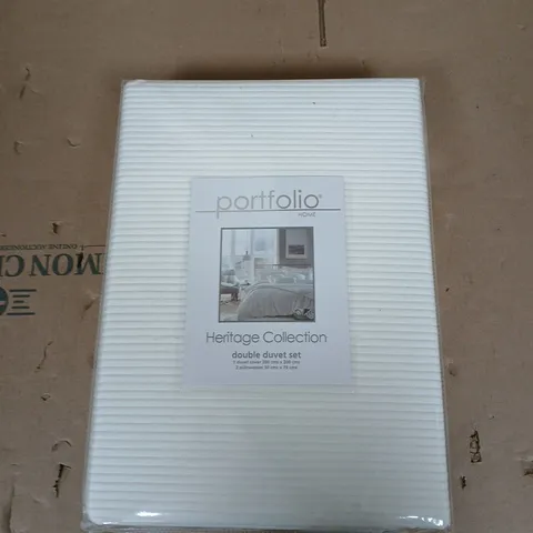 PORTFOLIO HERITAGE COLLECTION DOUBLE DUVET SET CAMDEN WHITE 