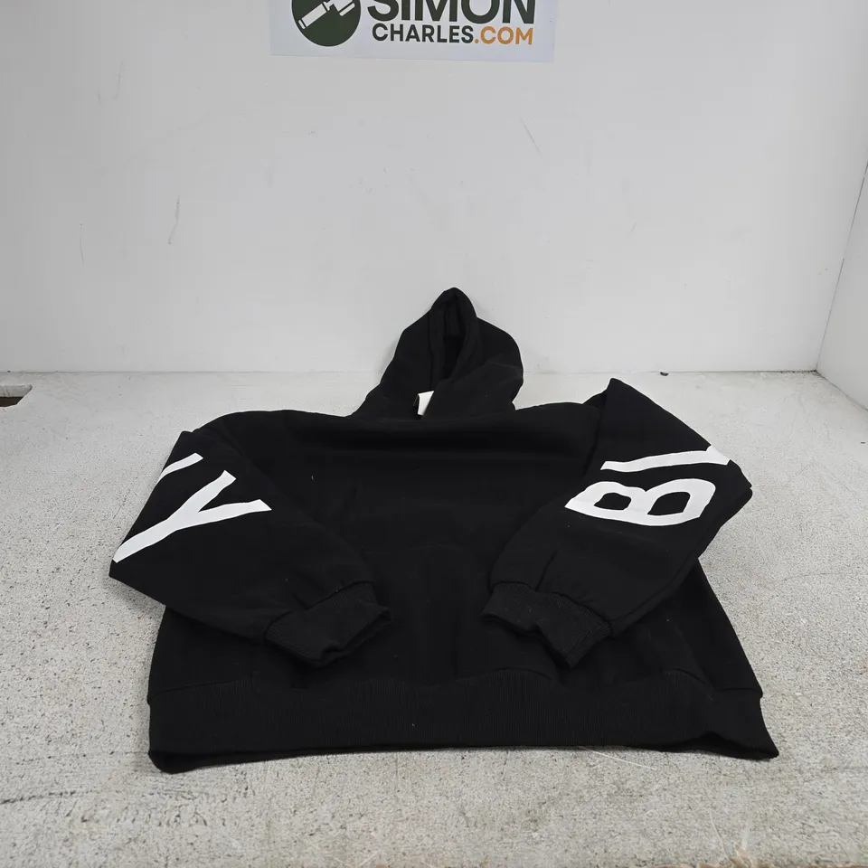 BLAKELY BLACK/WHITE MEDIUM HOODIE TAGGED