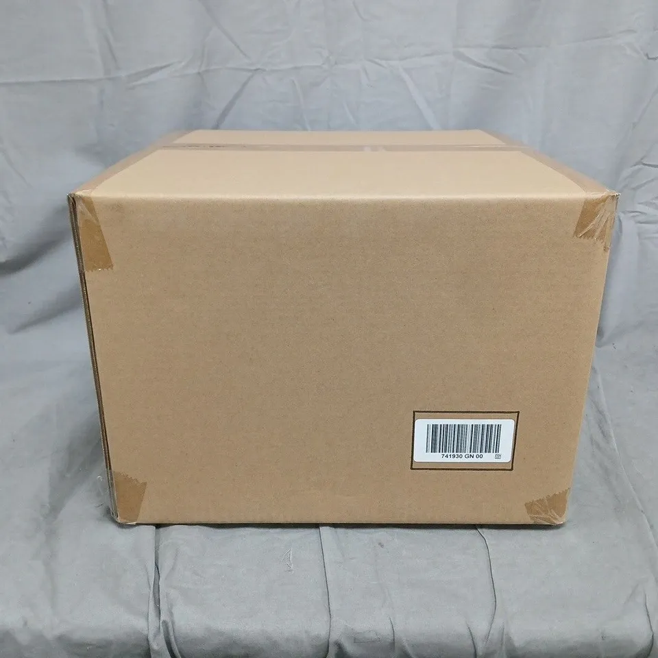 BOXED GRUMPY GARDENER 3 TIER DRIP EFFECT PLANTER