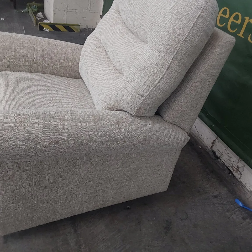 QUALITY BRITISH DESIGNER G PLAN HOLMES POWER RECLINING EASY CHAIR EIDER SAND FABRIC