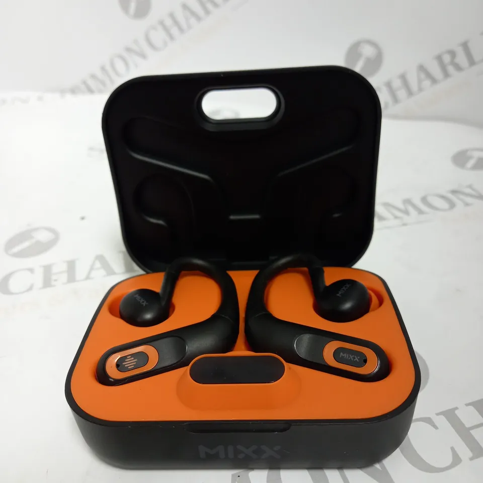BOXED MIXX TRUE WIRELESS STREAMBUDS SPORTS CHARGE WIRELESS EARPHONES