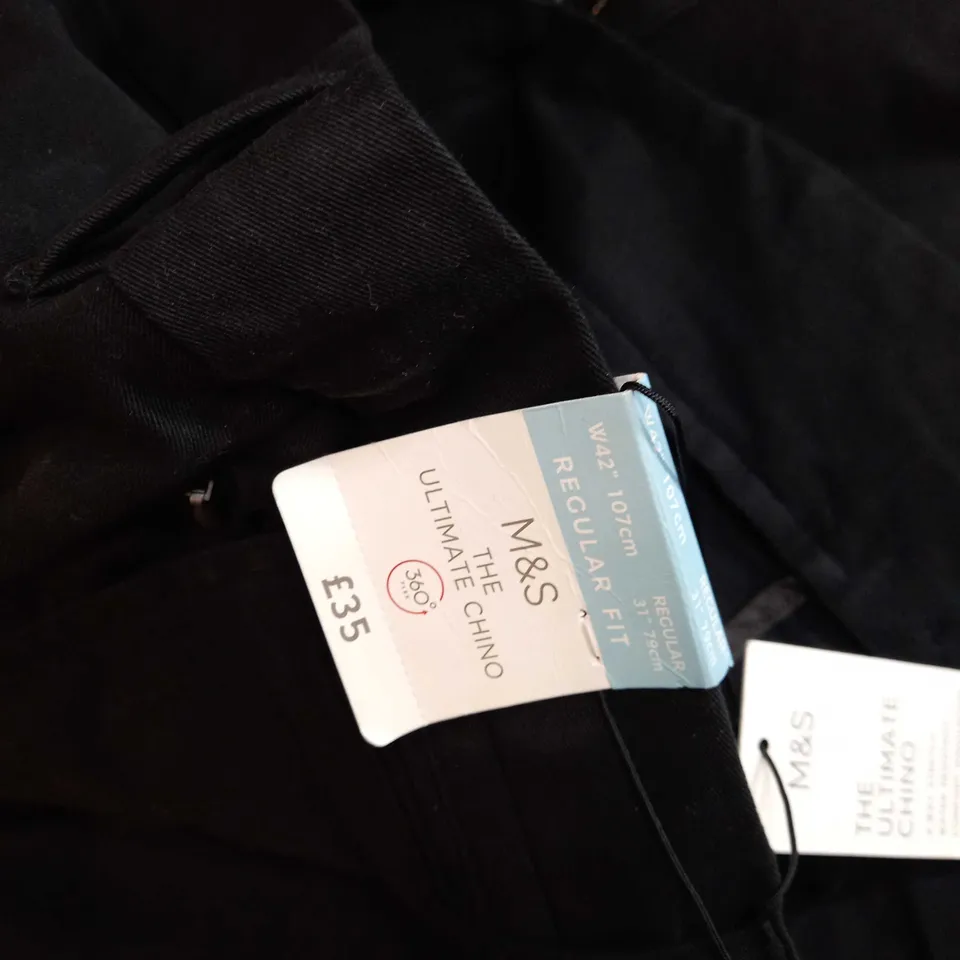 M&S BLACK ULTIMATE CHINO - SIZE W42/31