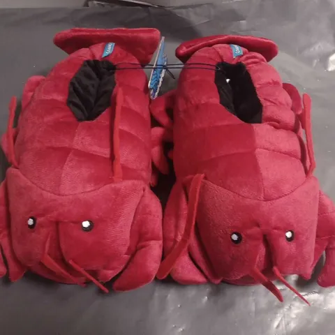 CODDIES LOBSTER SLIPPERS - MED UK 4/8