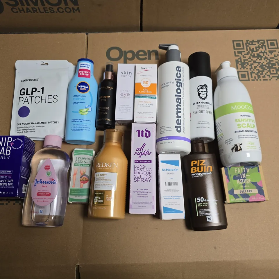 LOT OF APPROXIMATELY 23 ASSORTED HEALTH AND BEAUTY ITEMS TO INCLUDE NIP FAB RENEW, REDKEN CONDITIONER AND PIZ BUIN SUN LOTION