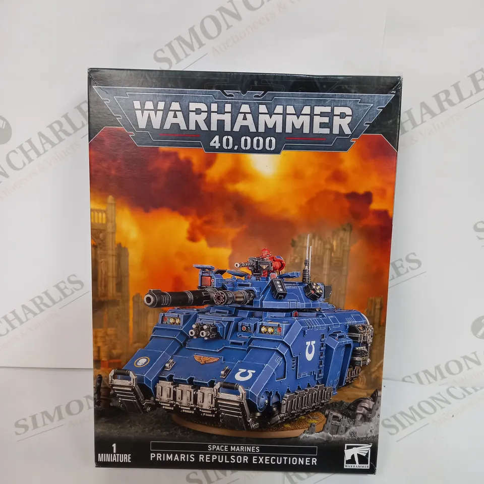 BOXED WARHAMMER 40,000 SPACE MARINES PRIMARIS REPULSOR EXECUTIONER 