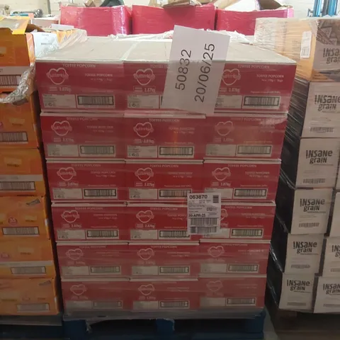 PALLET TO CONTAIN APPROX 54 BOXES OF BUTTERKIST TOFFEE POPCORN - 14 X 170g BAGS PER BOX // BEST BEFORE: 04/2025