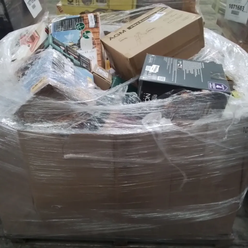 PALLET OF APPROXIMATELY 70 UNPROCESSED RAW RETURN HOUSEHOLD AND ELECTRICAL GOODS TO INCLUDE;