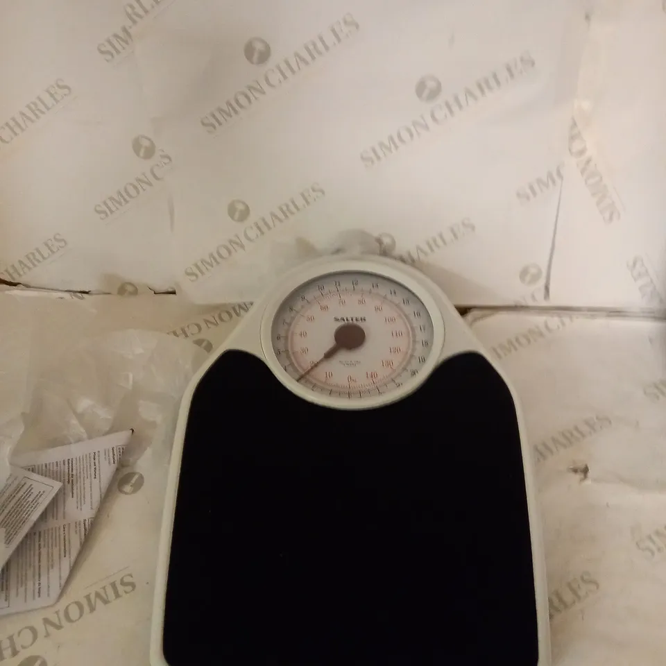 SALTER DOCTOR STYLE MECHANICAL SCALE RRP £40