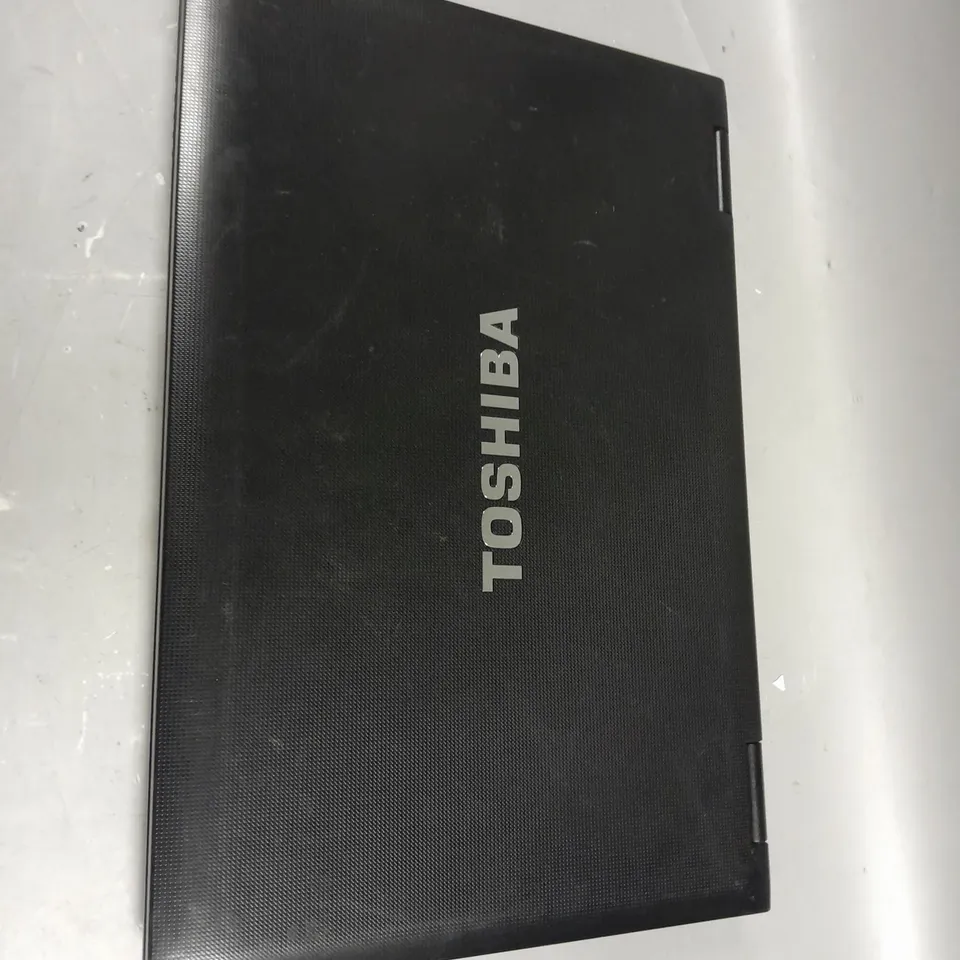BLACK TOSHIBA PA3795U-1MPC