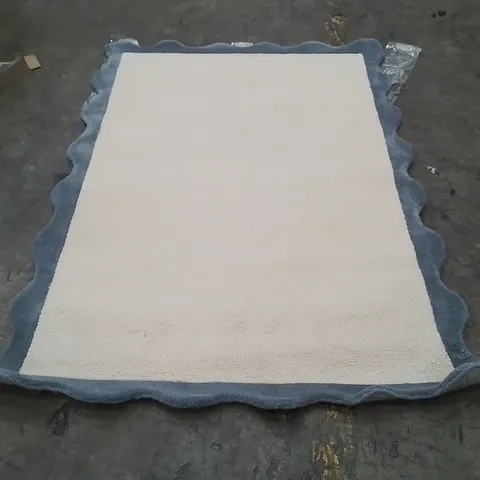 QUALITY DESIGNER AREA RUG - APPROXIMATELY 170X120CM