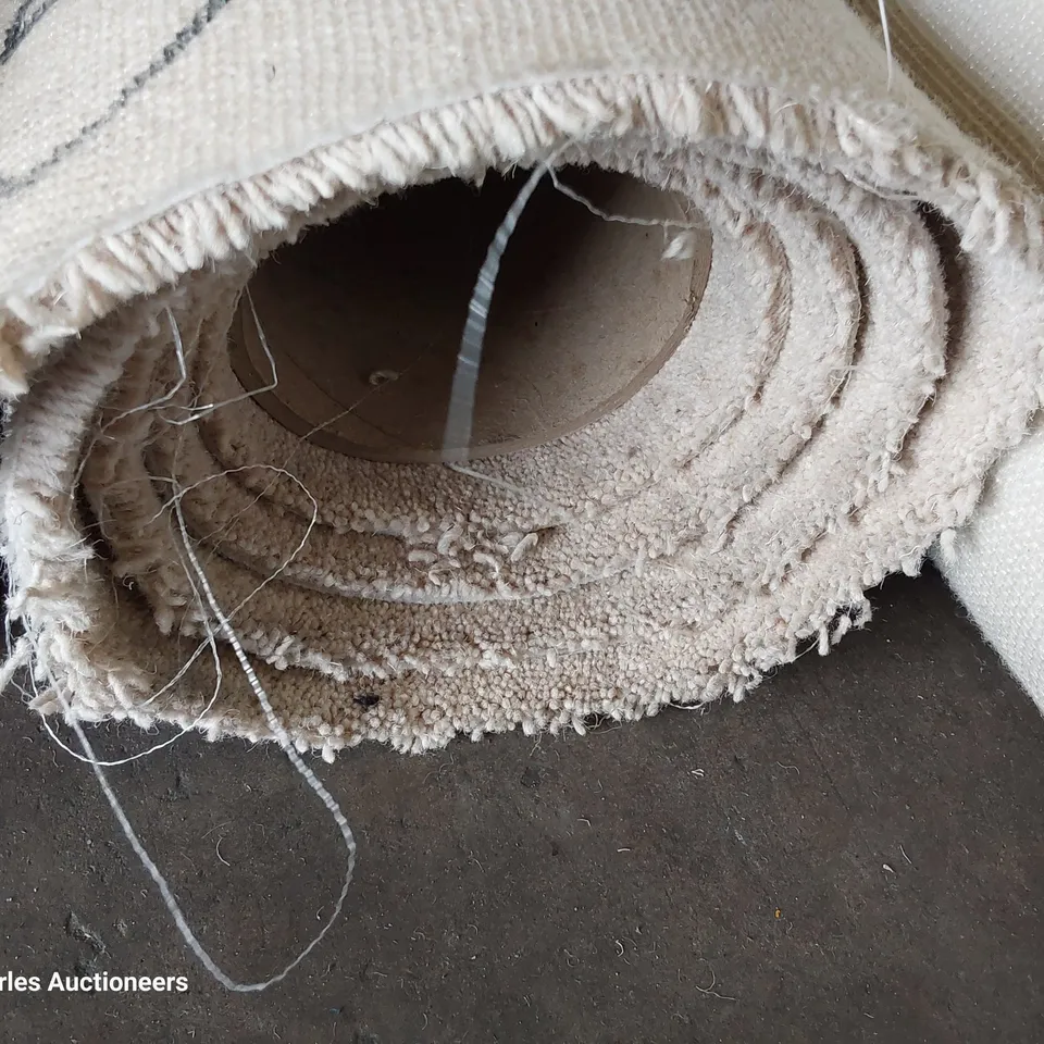 ROLL OF QUALITY ELITE MALHAM CARPET APPROXIMATELY 5M × 2.08M