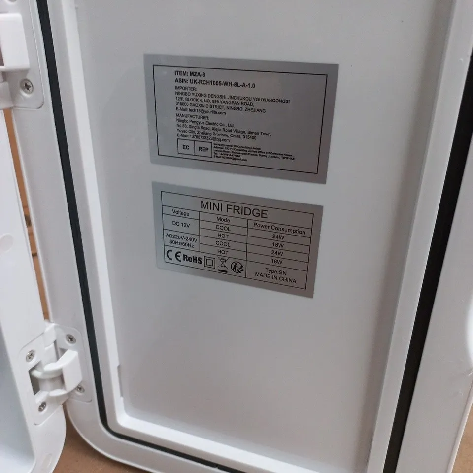 MINI FRIDGE – WHITE, COMPACT FRIDGE (DC 12V/AC 220–240V)