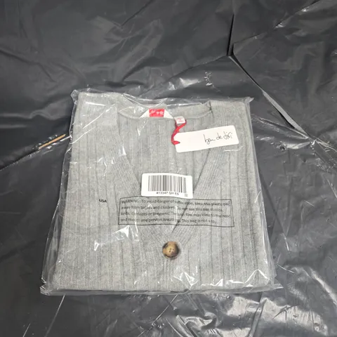BOX OF APPROXIMATELY 10 BEN DE LISI KNITTED WAISTCOAT
