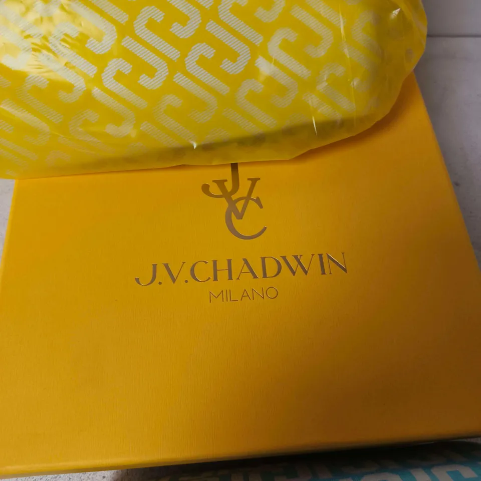 J.V. CHADWIN MILANO HANDBAG – BLUE PATTERNED FABRIC WITH GOLD HARDWARE