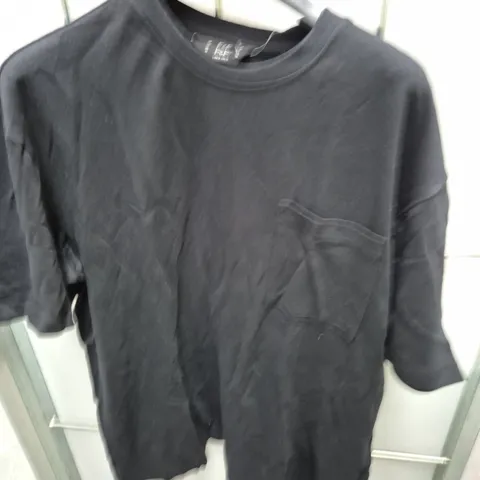 F&F Linen Rich T-shirt – Black – UK M
