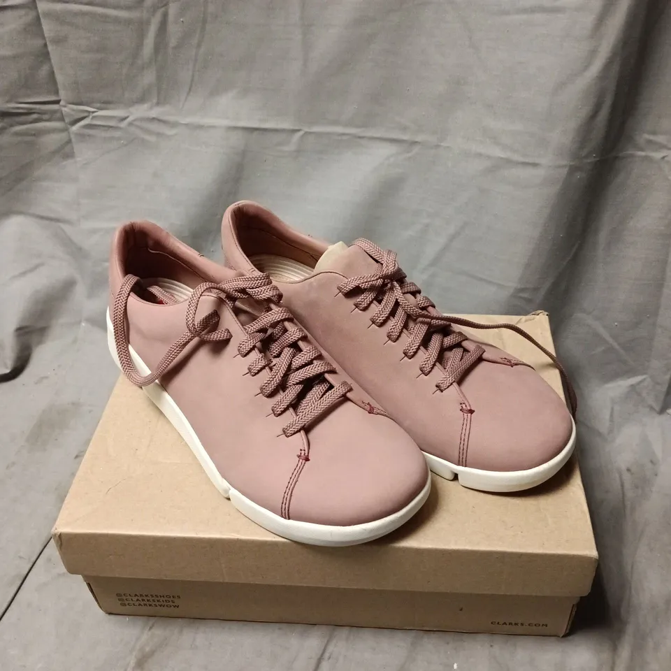 CLARKS WOMEN'S TRAINERS – MAUVE PINK SIZE 6.5 BOXED