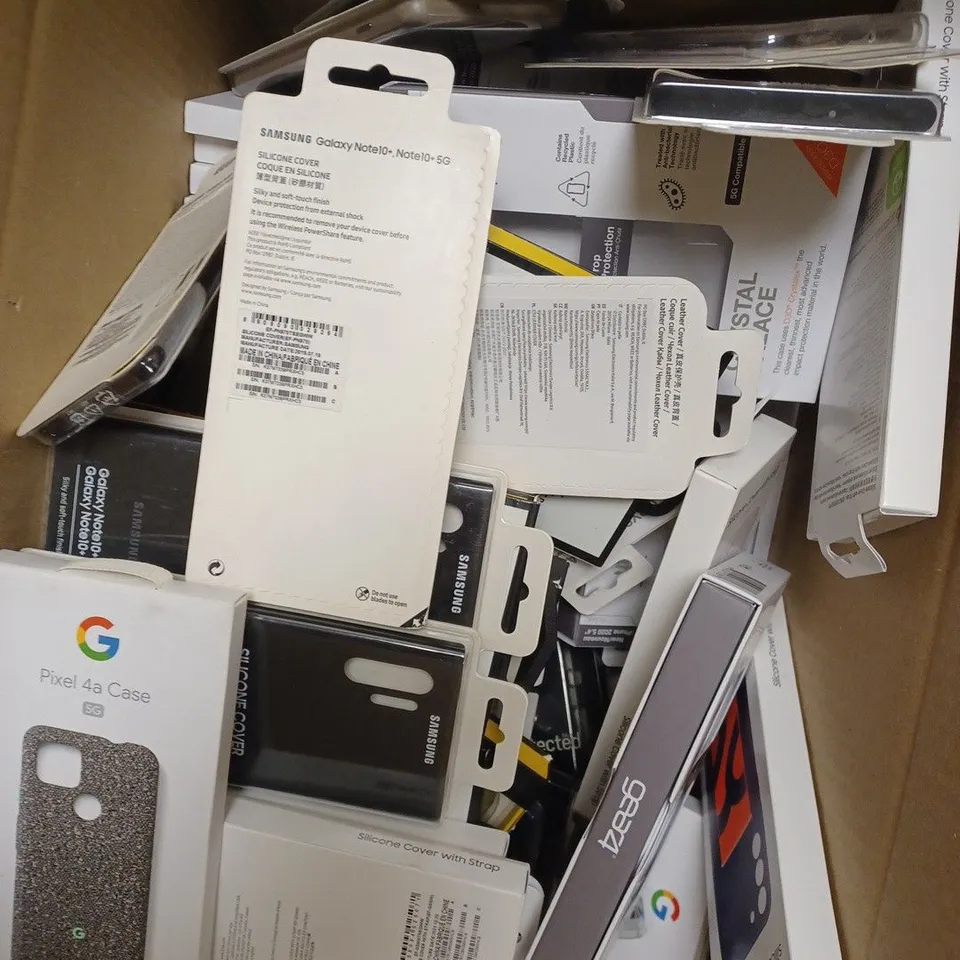 BOX OF APPROX 30 ASSORTED PROTECTIVE PHONE CASES FOR VARIOUS MODELS TO INCLUDE LG G6, S22+, GALAXY A40 ETC 