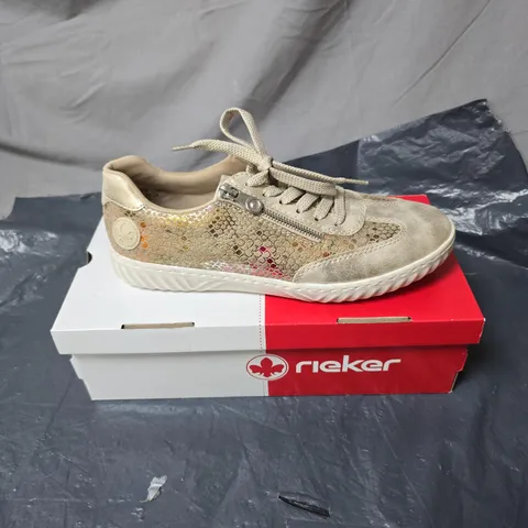 RIEKER LADIES METALLIC MESH TRAINER WITH ZIP – GOLD/SILVER SIZE 41