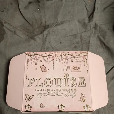 P LOUISE HANDS OFF HAND CREAM GIFT SET – PINK BOX