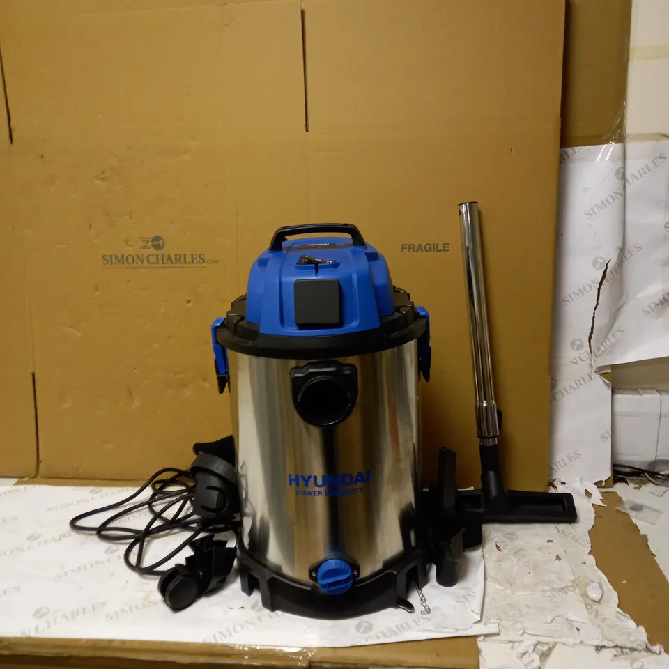 HYUNDAI WET AND DRY VACUUM CLEANER 30L 1400W INDUSTRIAL VACUUM CLEANER