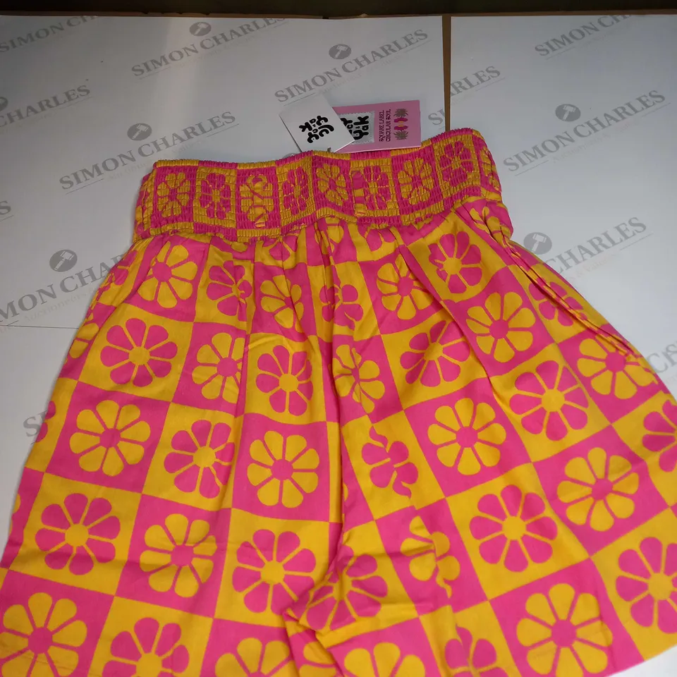 LUCY AND YAK ADELE SHORTS SIZE M